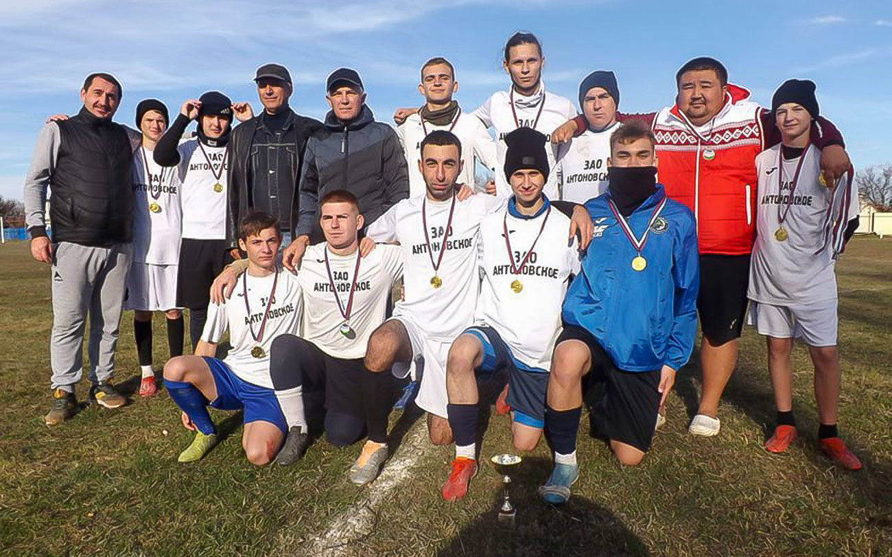В хуторе Антонове состоялись районные соревнования по футболу
